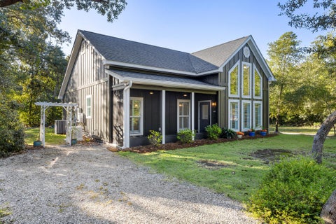 Photo of 2332 Oak St, Carrabelle, FL 32322 (MLS # 329836)