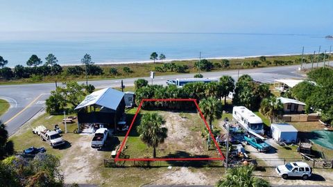 Photo of 1925 Parker Ave, Port Saint Joe, FL 32456 (MLS # 324338)