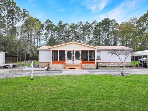 Photo of 1584 Peachtree Rd, Apalachicola, FL 32320 (MLS # 327791)
