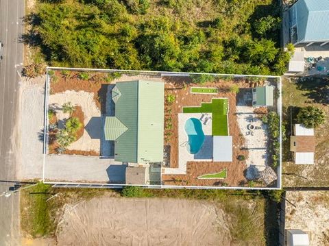 Photo of 224 Desoto St, Port Saint Joe, FL 32456 (MLS # 324925)