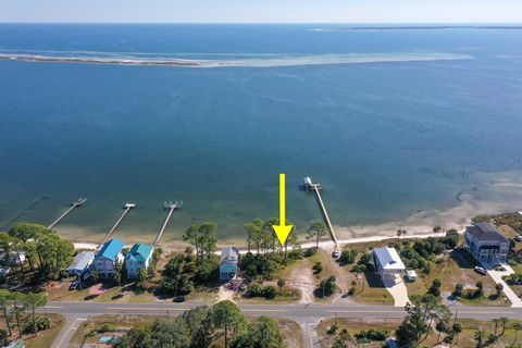 Photo of 2222 Hwy 98 E, Lanark Village, FL 32322 (MLS # 324543)