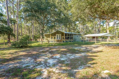 Photo of 2455 Hwy 98 W, Carrabelle, FL 32322 (MLS # 324267)