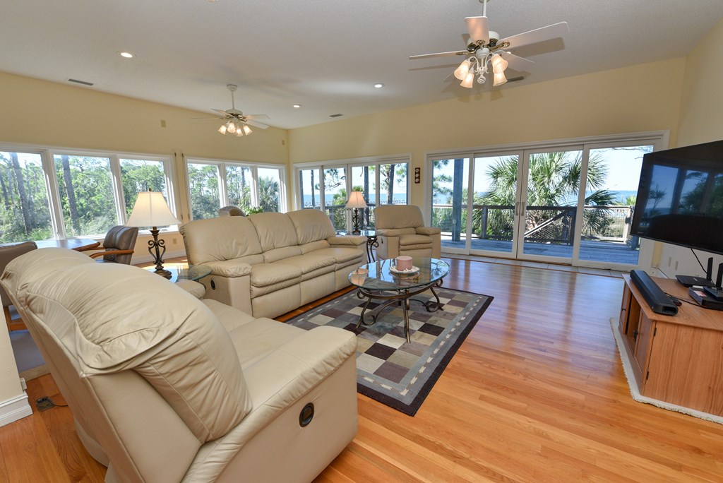 St. George Island, Florida, 32328, United States, 4 Bedrooms Bedrooms, ,4 BathroomsBathrooms,Residential,Active,2013132