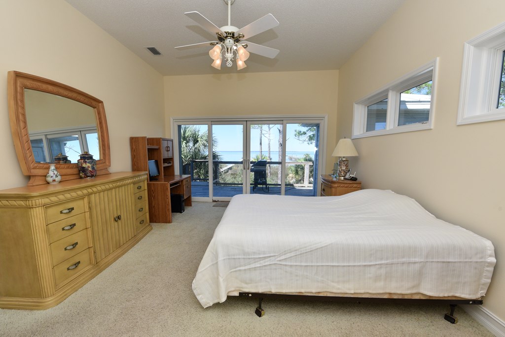 St. George Island, Florida, 32328, United States, 4 Bedrooms Bedrooms, ,4 BathroomsBathrooms,Residential,Active,2013132