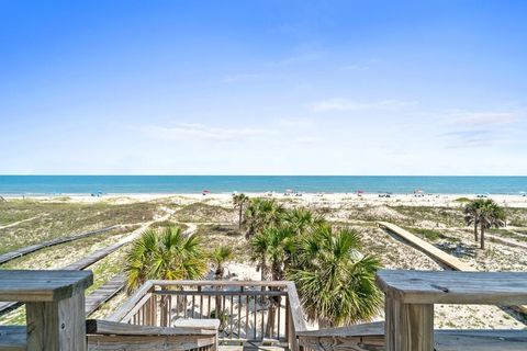 Photo of 160 E Gorrie Dr, Saint George Island, FL 32328 (MLS # 324613)