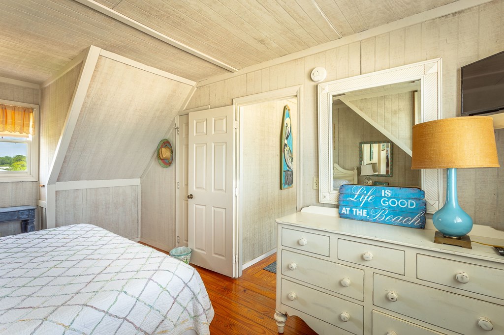 St. George Island, Florida, 32328, United States, 3 Bedrooms Bedrooms, ,3 BathroomsBathrooms,Residential,Active,1898249