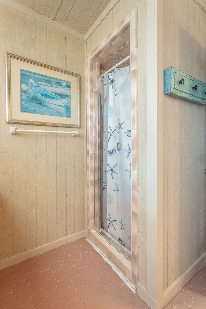 St. George Island, Florida, 32328, United States, 3 Bedrooms Bedrooms, ,3 BathroomsBathrooms,Residential,Active,1898249