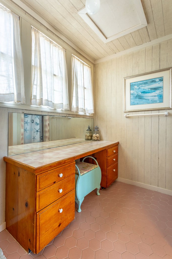 St. George Island, Florida, 32328, United States, 3 Bedrooms Bedrooms, ,3 BathroomsBathrooms,Residential,Active,1898249