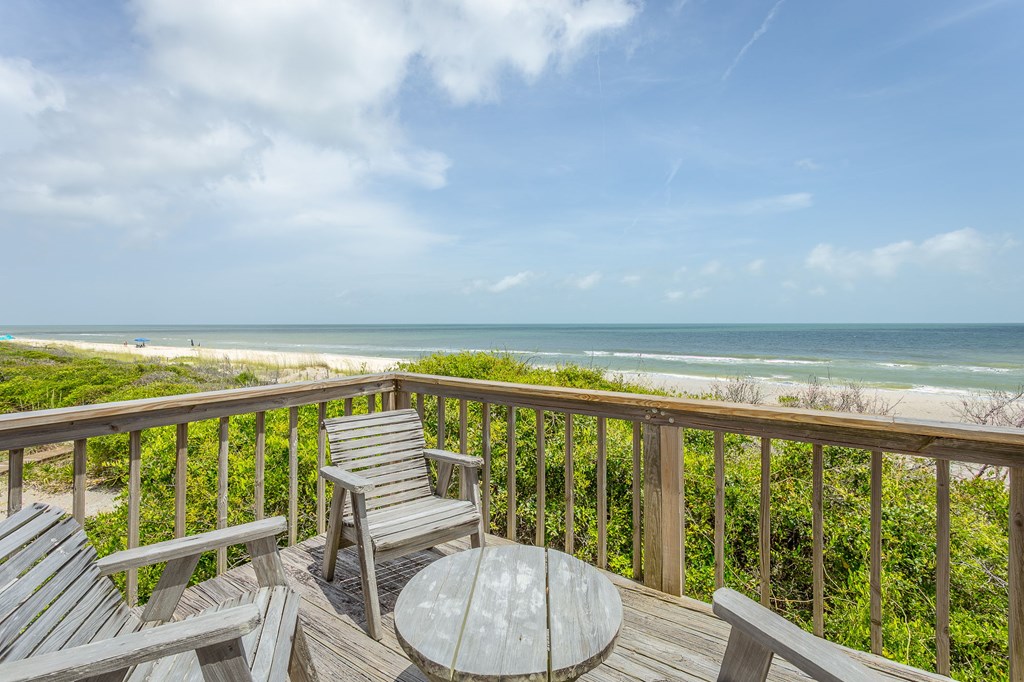 St. George Island, Florida, 32328, United States, 3 Bedrooms Bedrooms, ,3 BathroomsBathrooms,Residential,Active,1898249