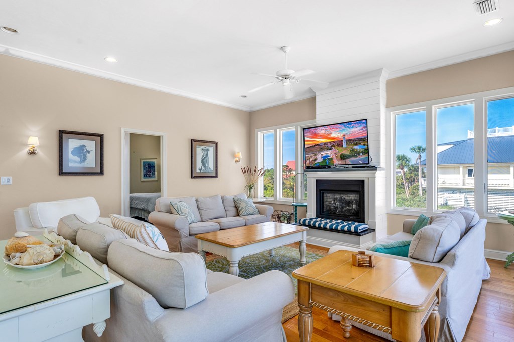 St. George Island, Florida, 32328, United States, 4 Bedrooms Bedrooms, ,4 BathroomsBathrooms,Residential,Active,1788583