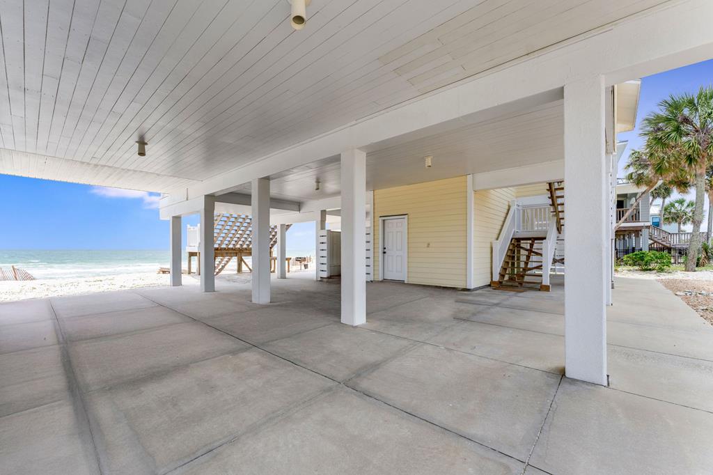 St. George Island, Florida, 32328, United States, 4 Bedrooms Bedrooms, ,4 BathroomsBathrooms,Residential,Active,1788583
