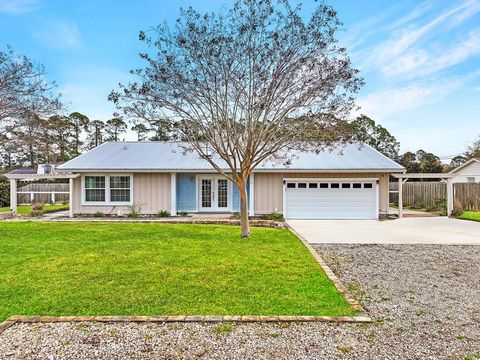 Photo of 103 Mimosa Ave, Port Saint Joe, FL 32456 (MLS # 325148)