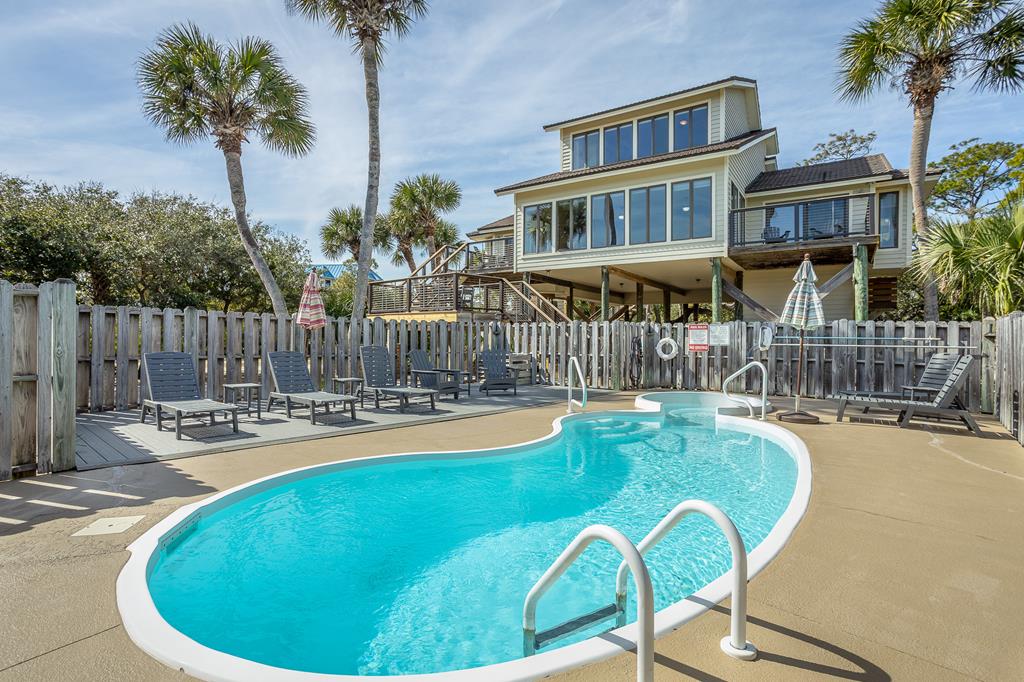 St. George Island, Florida, 32328, United States, 3 Bedrooms Bedrooms, ,3 BathroomsBathrooms,Residential,Active,1727173
