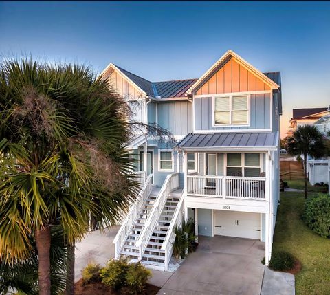 Photo of 102D Miramar Dr, Mexico Beach, FL 32456 (MLS # 324667)