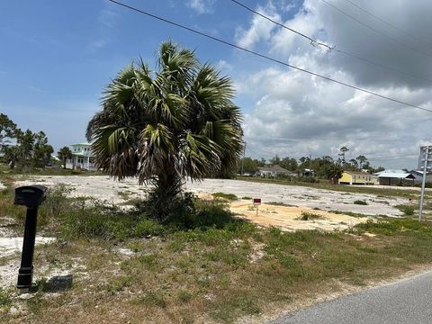 Photo of 14/15 Atlantic St, Port Saint Joe, FL 32456 (MLS # 321764)