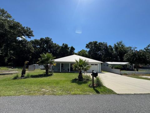 Photo of 175 24th Ave, Apalachicola, FL 32320 (MLS # 322685)