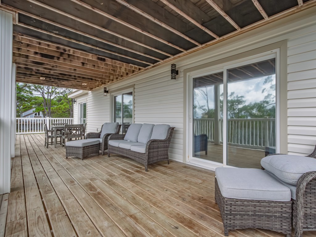 St. George Island, Florida, 32328, United States, 5 Bedrooms Bedrooms, ,5 BathroomsBathrooms,Residential,Active,1941309