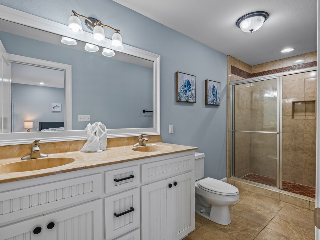 St. George Island, Florida, 32328, United States, 5 Bedrooms Bedrooms, ,5 BathroomsBathrooms,Residential,Active,1941309