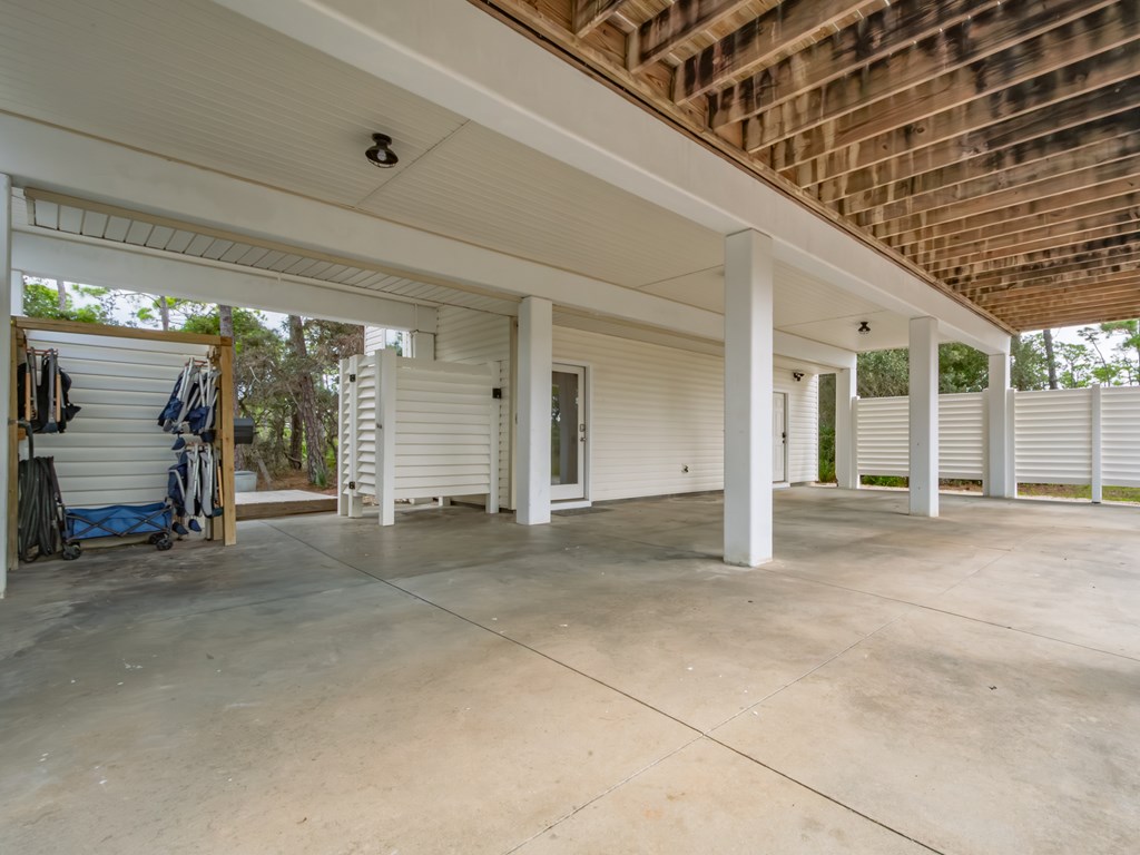 St. George Island, Florida, 32328, United States, 5 Bedrooms Bedrooms, ,5 BathroomsBathrooms,Residential,Active,1941309