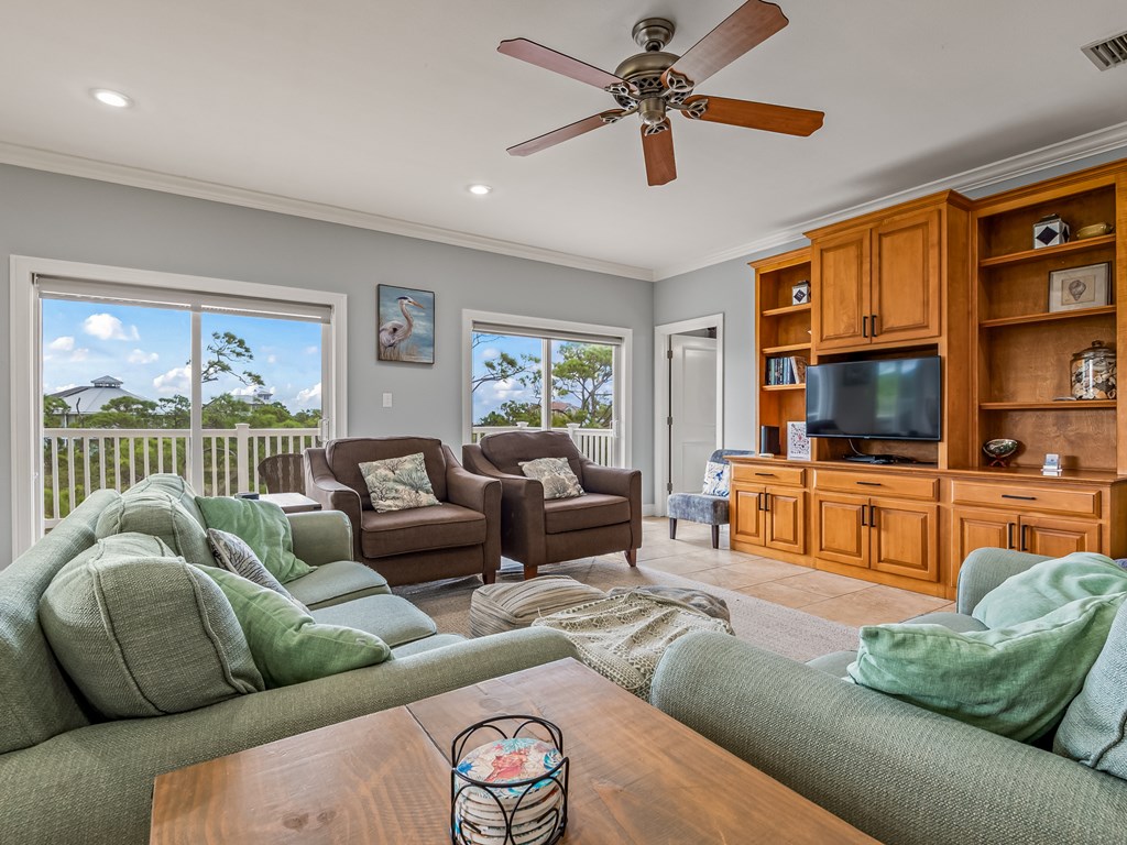 St. George Island, Florida, 32328, United States, 5 Bedrooms Bedrooms, ,5 BathroomsBathrooms,Residential,Active,1941309