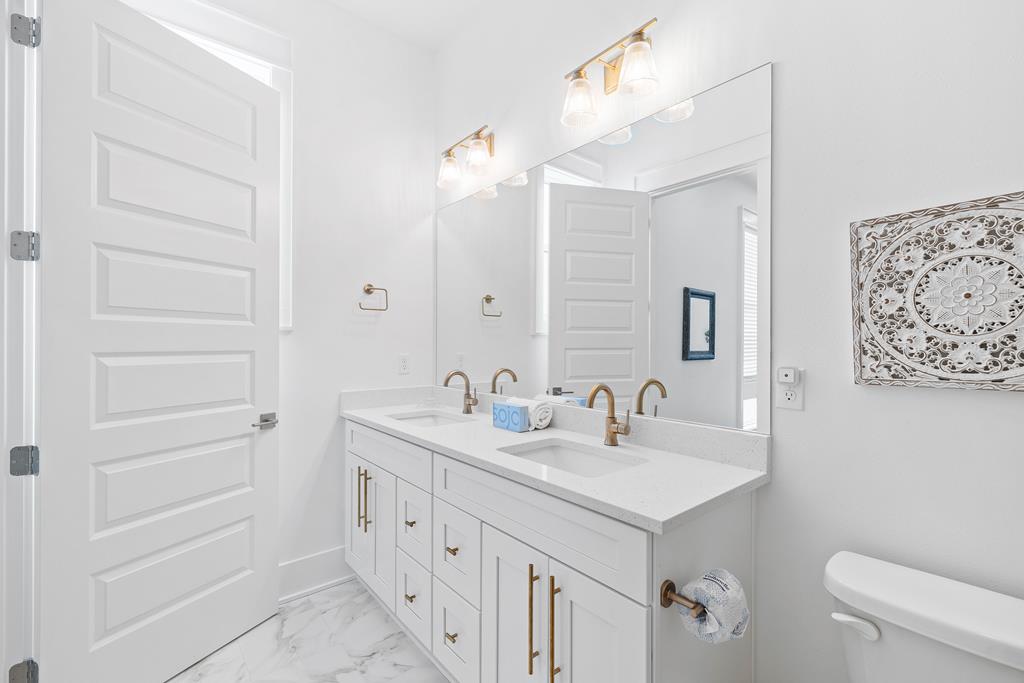 St. George Island, Florida, 32328, United States, 4 Bedrooms Bedrooms, ,4 BathroomsBathrooms,Residential,Active,2006556