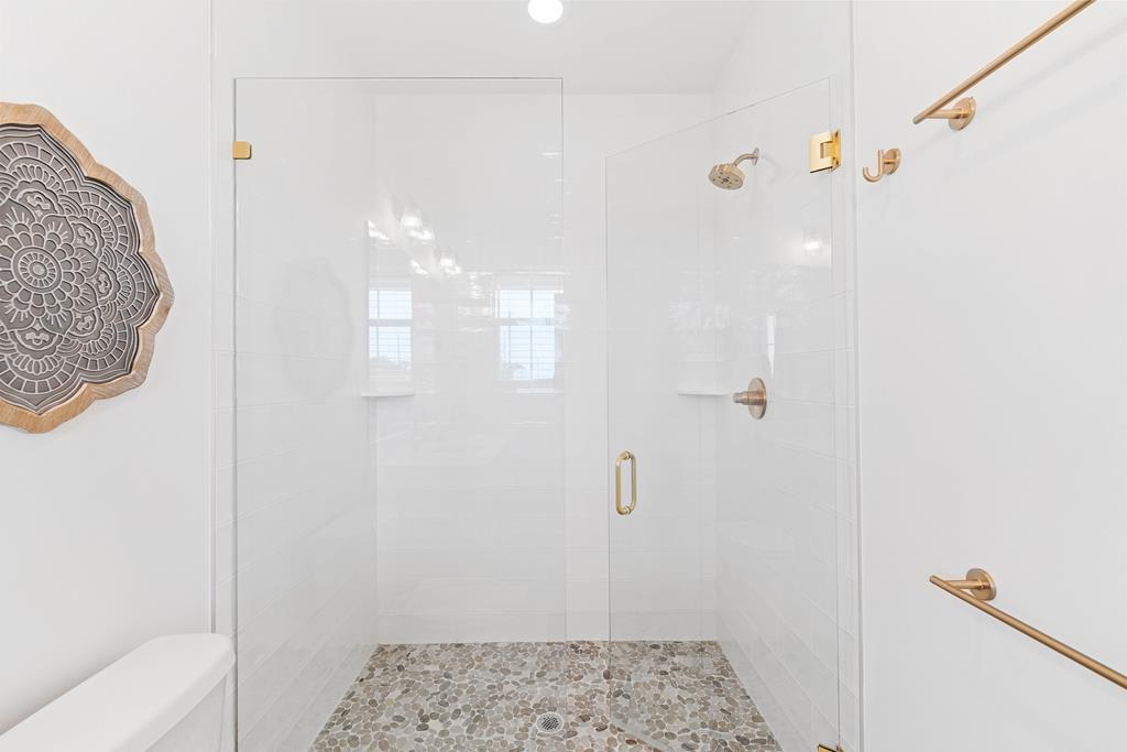 St. George Island, Florida, 32328, United States, 4 Bedrooms Bedrooms, ,4 BathroomsBathrooms,Residential,Active,2006556