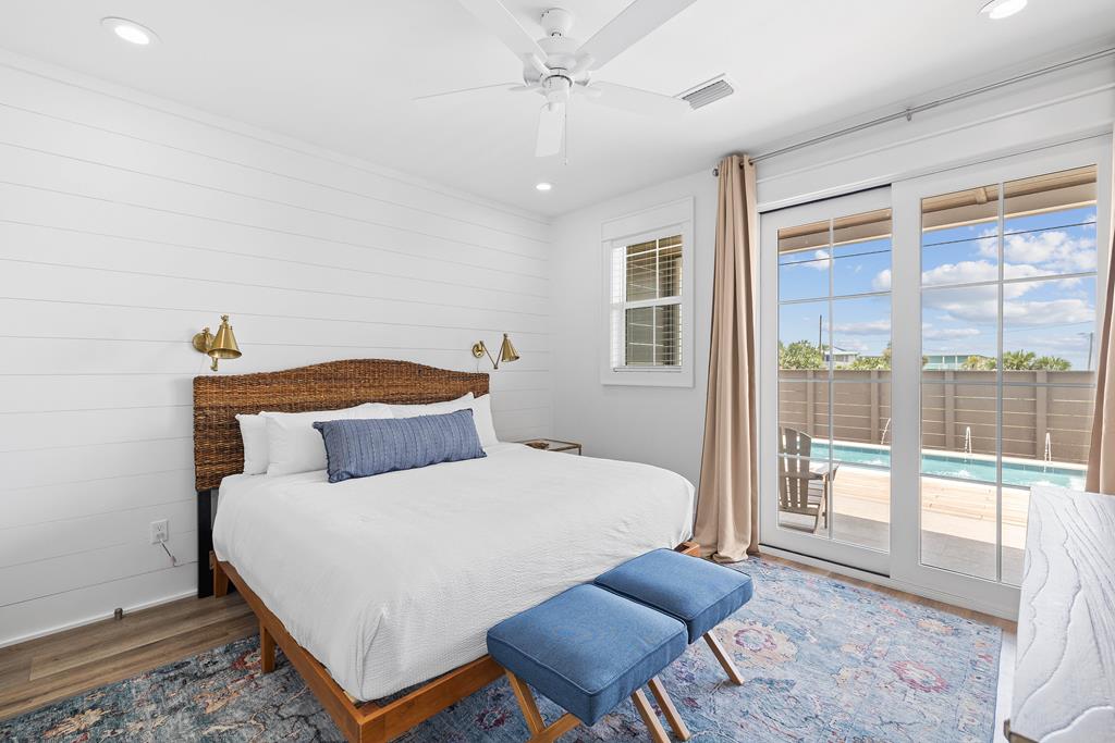 St. George Island, Florida, 32328, United States, 4 Bedrooms Bedrooms, ,4 BathroomsBathrooms,Residential,Active,2006556