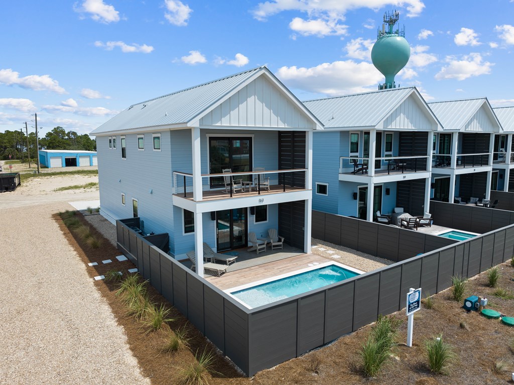St. George Island, Florida, 32328, United States, 4 Bedrooms Bedrooms, ,4 BathroomsBathrooms,Residential,Active,2006556