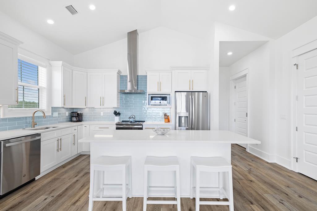 St. George Island, Florida, 32328, United States, 4 Bedrooms Bedrooms, ,4 BathroomsBathrooms,Residential,Active,2006556