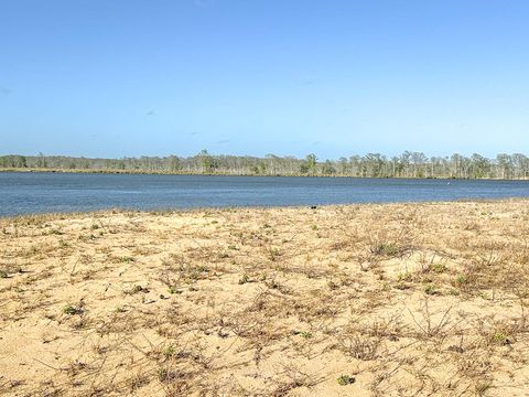 Photo of 208 Sand Bar Rd, Apalachicola, FL 32320 (MLS # 321164)