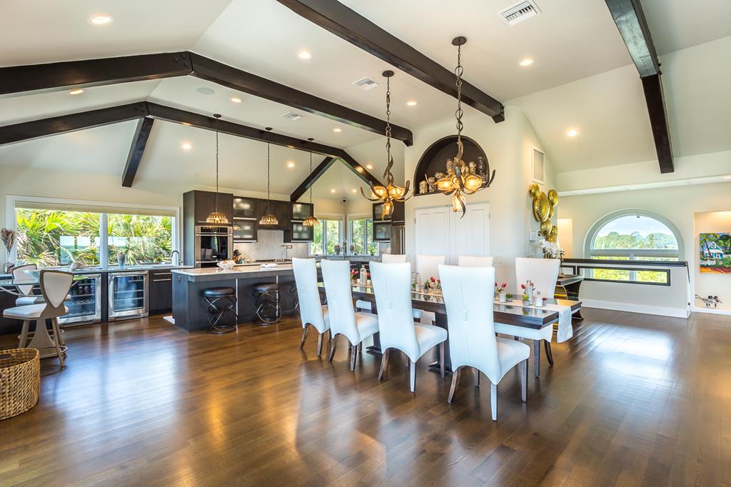 St. George Island, Florida, 32328, United States, 4 Bedrooms Bedrooms, ,5 BathroomsBathrooms,Residential,Active,1834504