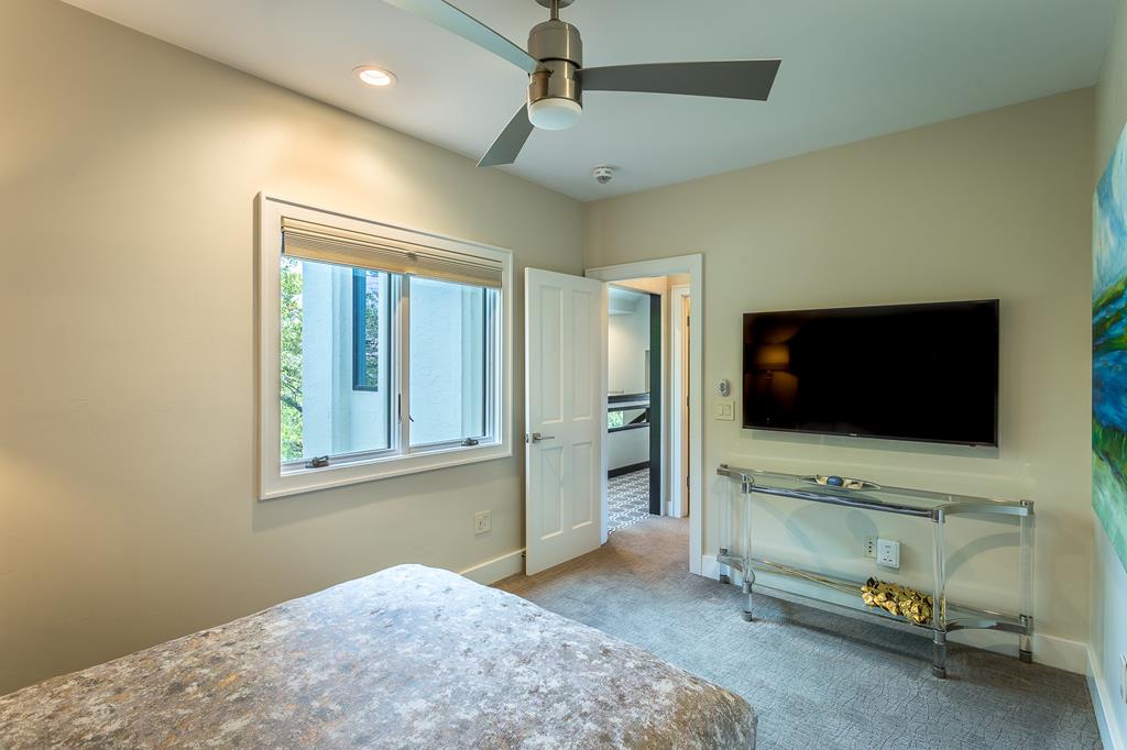 St. George Island, Florida, 32328, United States, 4 Bedrooms Bedrooms, ,5 BathroomsBathrooms,Residential,Active,1834504