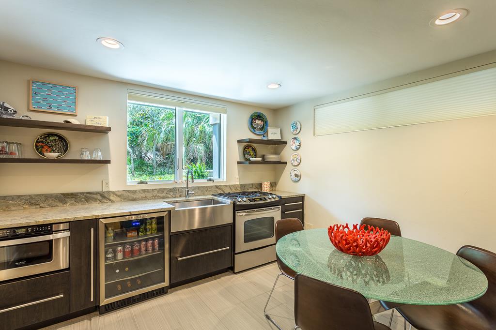 St. George Island, Florida, 32328, United States, 4 Bedrooms Bedrooms, ,5 BathroomsBathrooms,Residential,Active,1834504