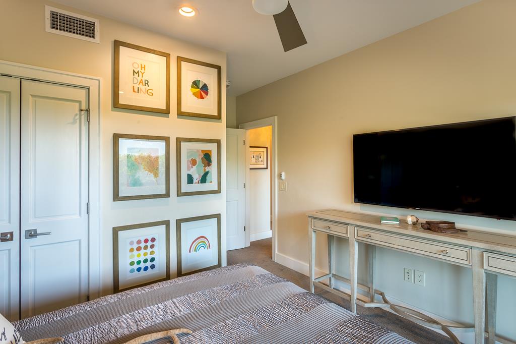 St. George Island, Florida, 32328, United States, 4 Bedrooms Bedrooms, ,5 BathroomsBathrooms,Residential,Active,1834504