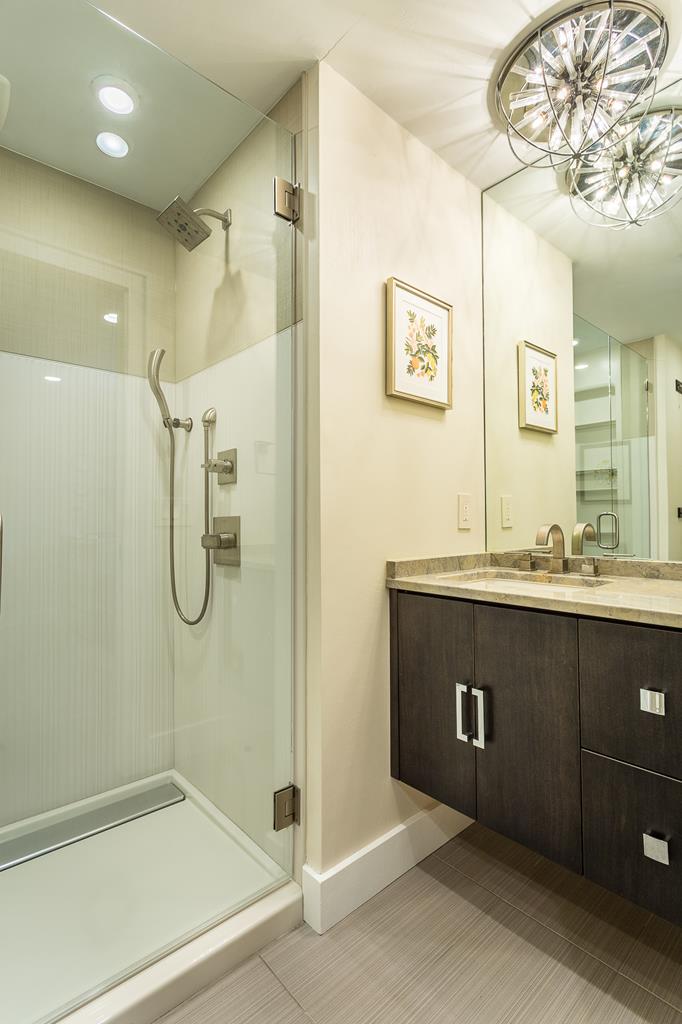 St. George Island, Florida, 32328, United States, 4 Bedrooms Bedrooms, ,5 BathroomsBathrooms,Residential,Active,1834504