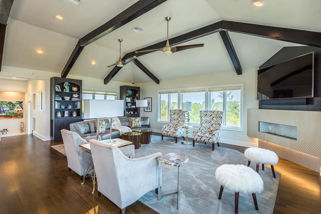 St. George Island, Florida, 32328, United States, 4 Bedrooms Bedrooms, ,5 BathroomsBathrooms,Residential,Active,1834504