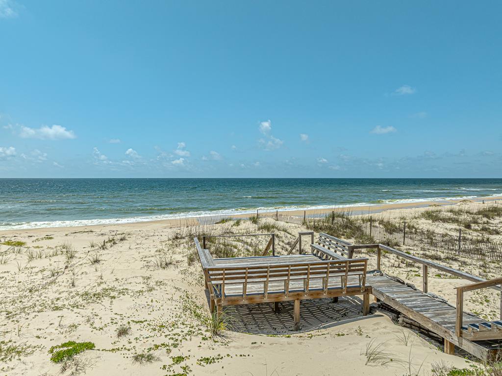 St. George Island, Florida, 32328, United States, 4 Bedrooms Bedrooms, ,5 BathroomsBathrooms,Residential,Active,1834504