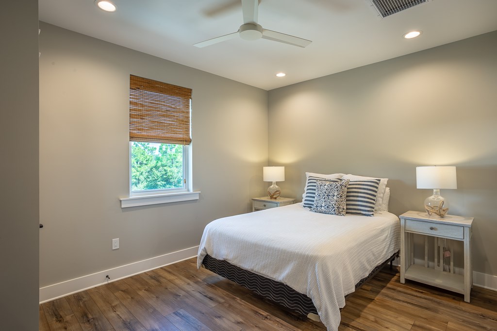 St. George Island, Florida, 32328, United States, 3 Bedrooms Bedrooms, ,3 BathroomsBathrooms,Residential,Active,1964674