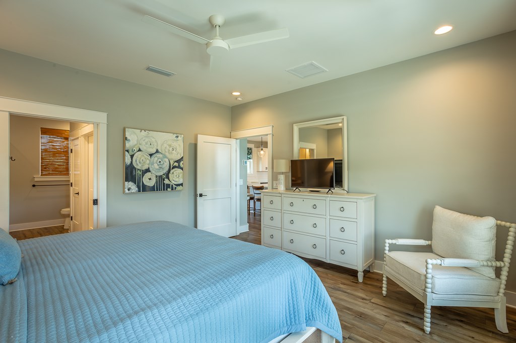 St. George Island, Florida, 32328, United States, 3 Bedrooms Bedrooms, ,3 BathroomsBathrooms,Residential,Active,1964674