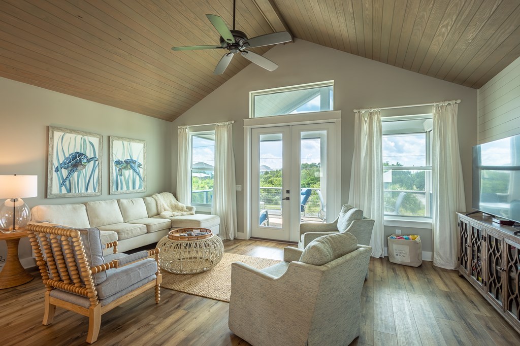St. George Island, Florida, 32328, United States, 3 Bedrooms Bedrooms, ,3 BathroomsBathrooms,Residential,Active,1964674