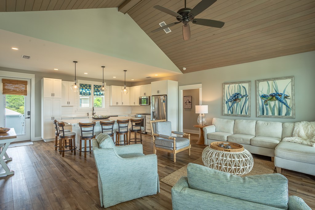 St. George Island, Florida, 32328, United States, 3 Bedrooms Bedrooms, ,3 BathroomsBathrooms,Residential,Active,1964674