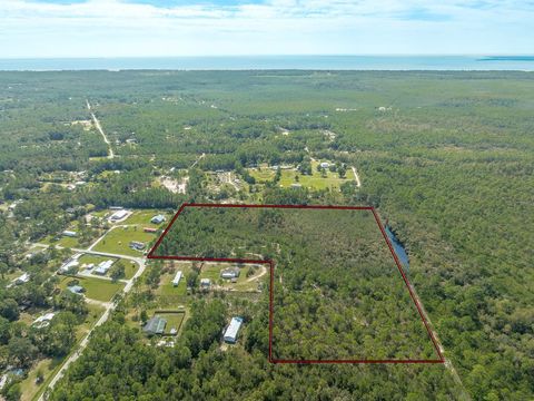 Photo of 317 Paradise Ln, Apalachicola, FL 32320 (MLS # 319922)