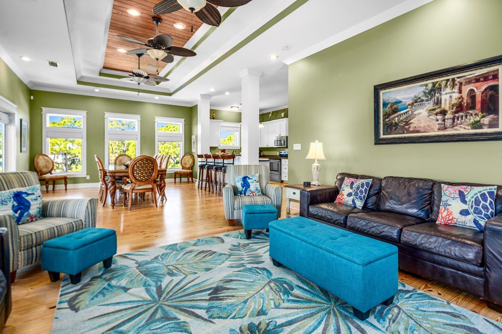 St. George Island, Florida, 32328, United States, 4 Bedrooms Bedrooms, ,4 BathroomsBathrooms,Residential,Active,2045322