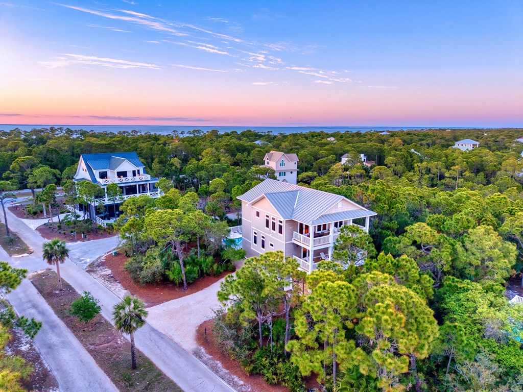 St. George Island, Florida, 32328, United States, 4 Bedrooms Bedrooms, ,4 BathroomsBathrooms,Residential,Active,2045322