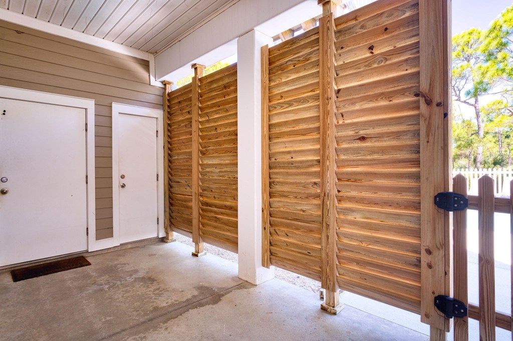 St. George Island, Florida, 32328, United States, 4 Bedrooms Bedrooms, ,4 BathroomsBathrooms,Residential,Active,2045322