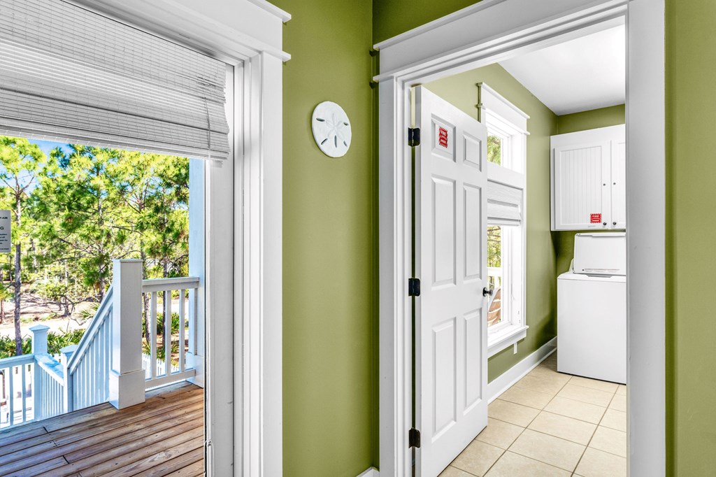 St. George Island, Florida, 32328, United States, 4 Bedrooms Bedrooms, ,4 BathroomsBathrooms,Residential,Active,2045322