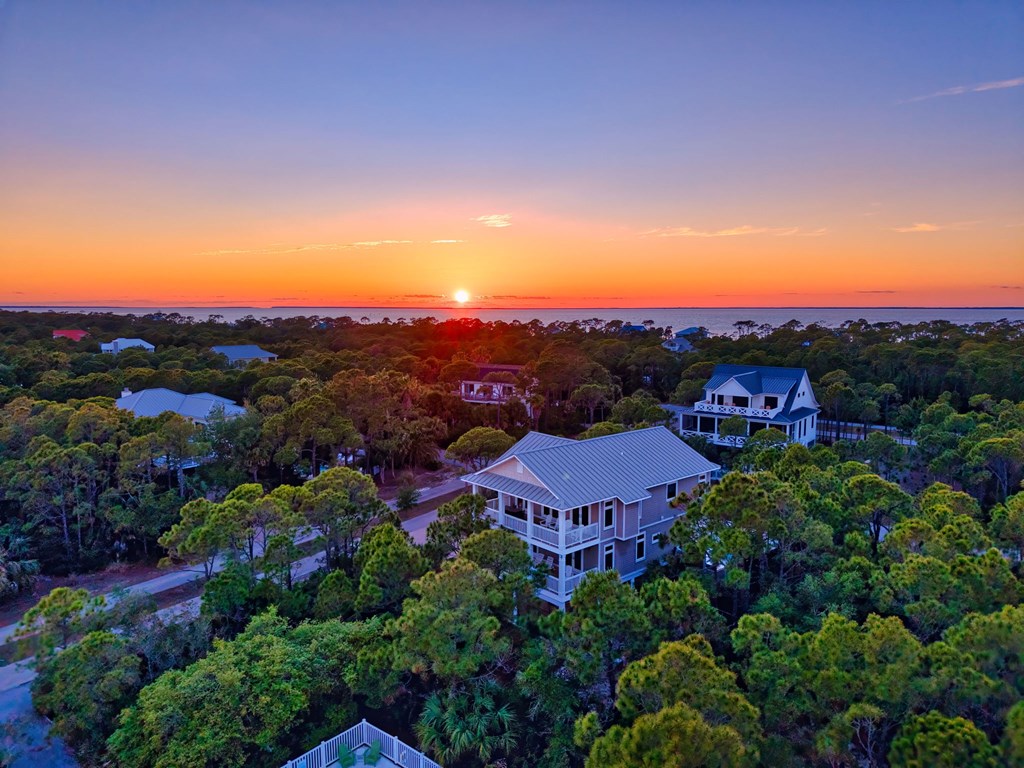 St. George Island, Florida, 32328, United States, 4 Bedrooms Bedrooms, ,4 BathroomsBathrooms,Residential,Active,2045322