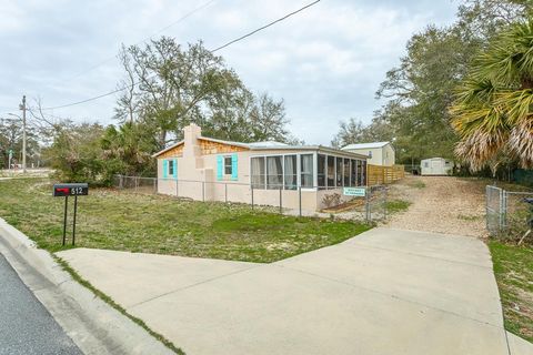 512 NW Ave B, Carrabelle, FL 32322 - MLS#: 316539