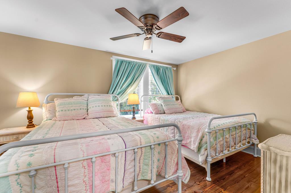 St. George Island, Florida, 32328, United States, 5 Bedrooms Bedrooms, ,6 BathroomsBathrooms,Residential,Active,1850708