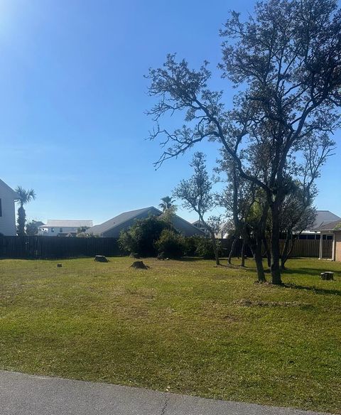 Photo of 216 Buccaneer Dr, Port Saint Joe, FL 32456 (MLS # 327801)